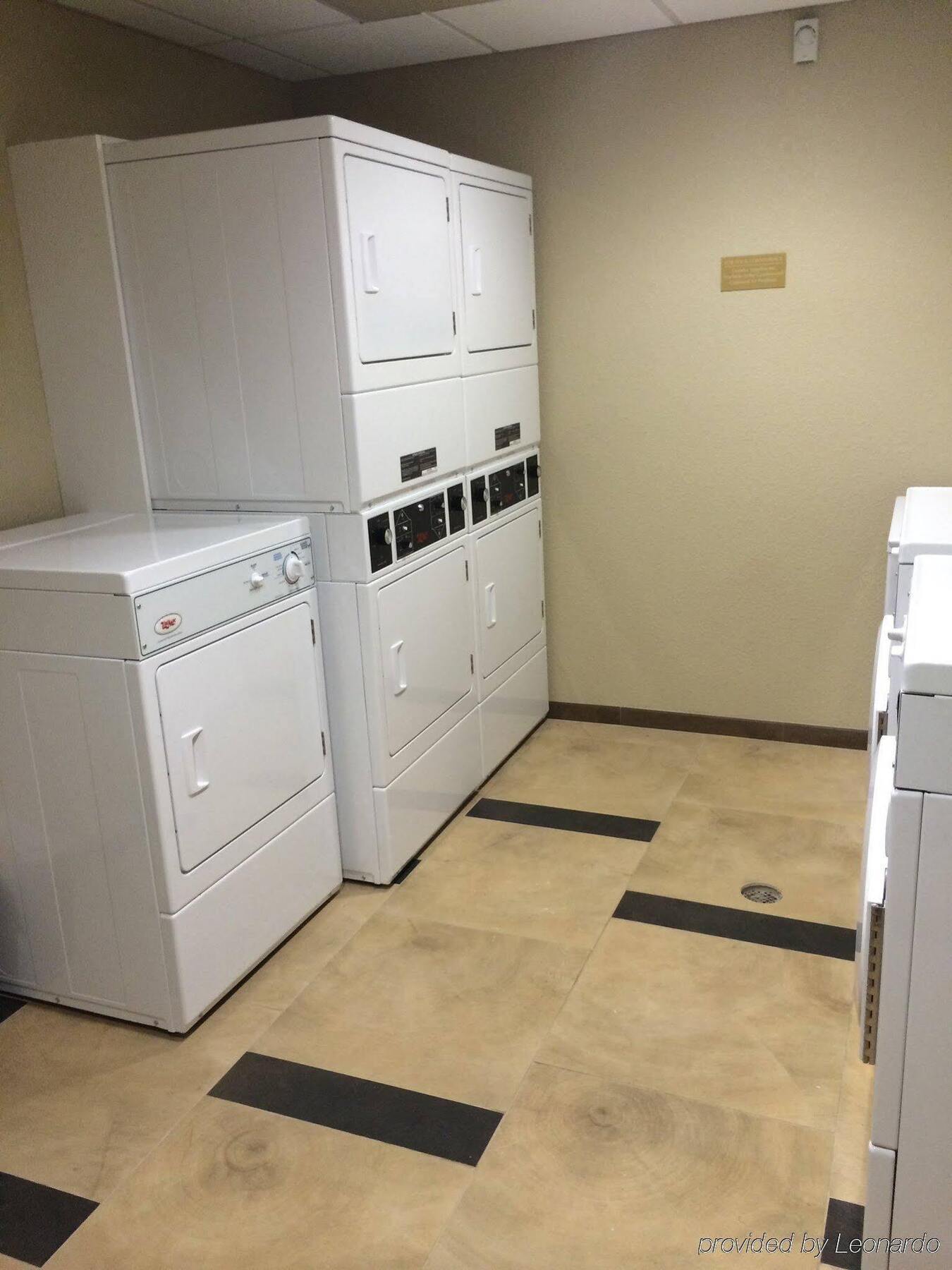 Candlewood Suites Bloomington By Ihg Екстериор снимка