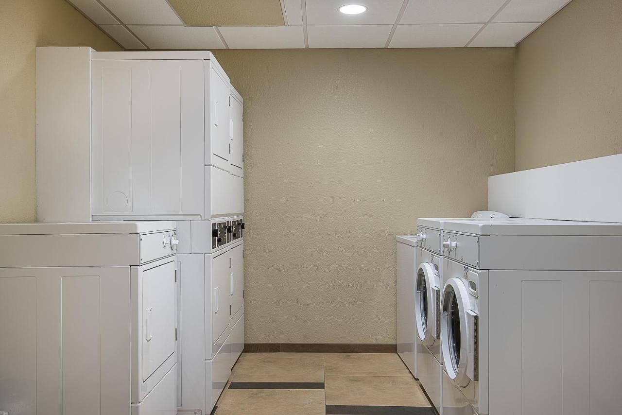 Candlewood Suites Bloomington By Ihg Екстериор снимка